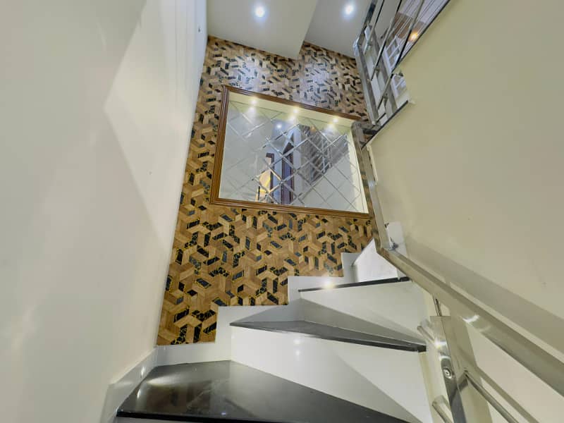 5 MARLA HOUSE AVAILABLE ON REASONABLE RENT 5