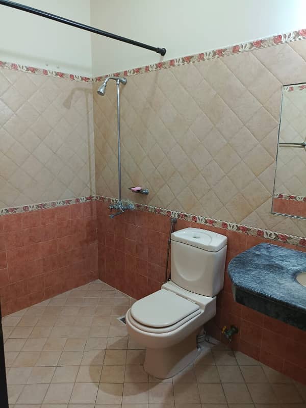 2 Bedrooms Upper Portion Available On Rent In Sui-gas Society Lahore 3