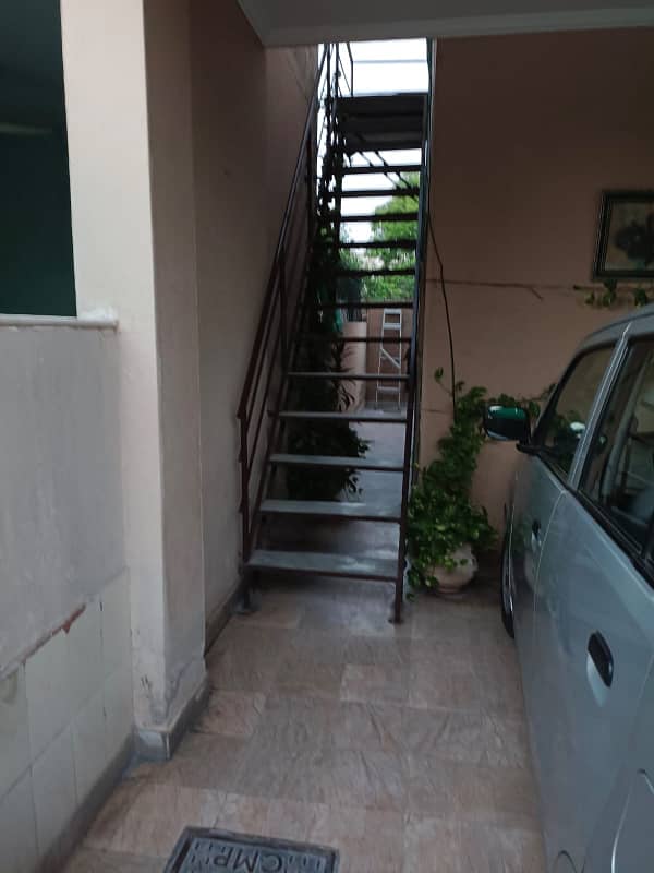 2 Bedrooms Upper Portion Available On Rent In Sui-gas Society Lahore 7
