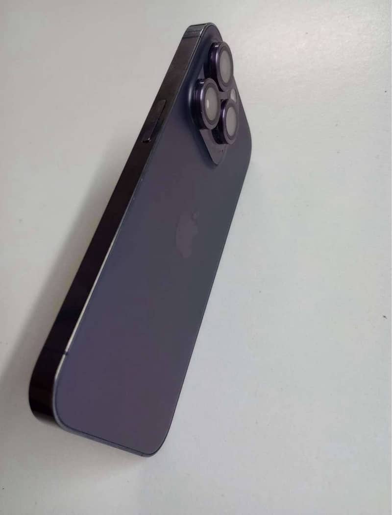 iPhone 14 pro HK variant dual sim approved 256gb 1