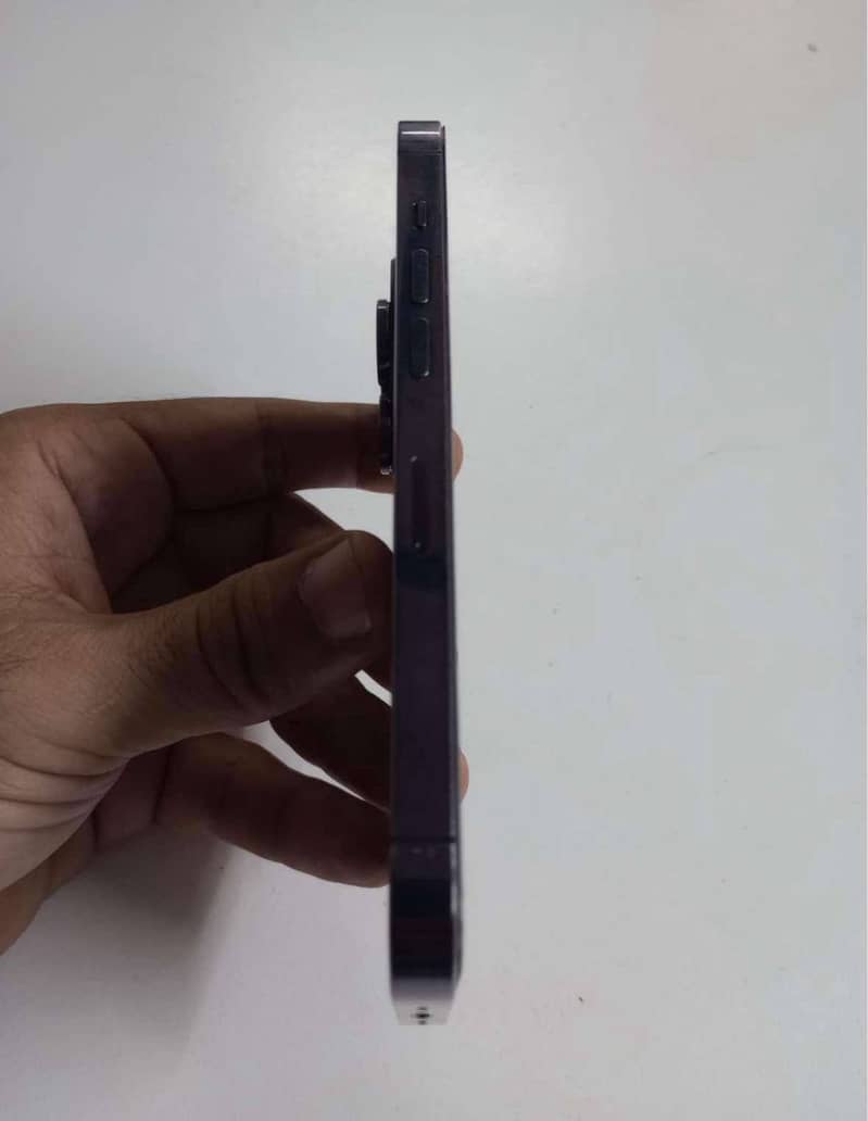 iPhone 14 pro HK variant dual sim approved 256gb 2