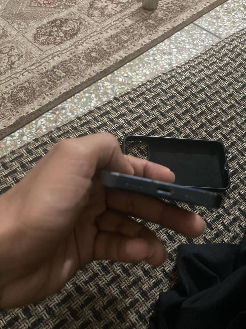 Iphone 12mini 1