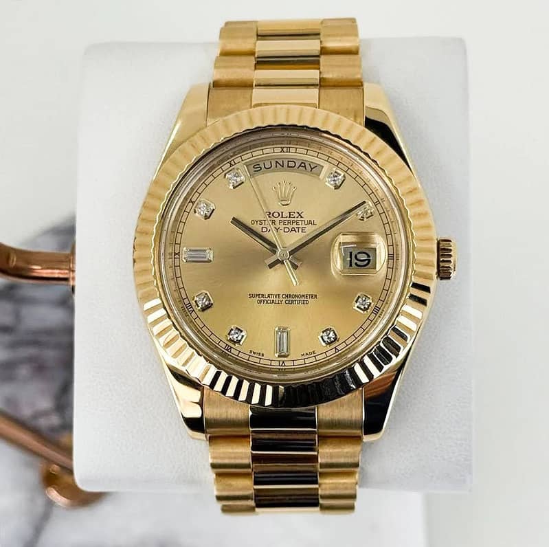 WATCH BUYER | Rolex President Chopard Happy Diamonds Breitling Avenger 2