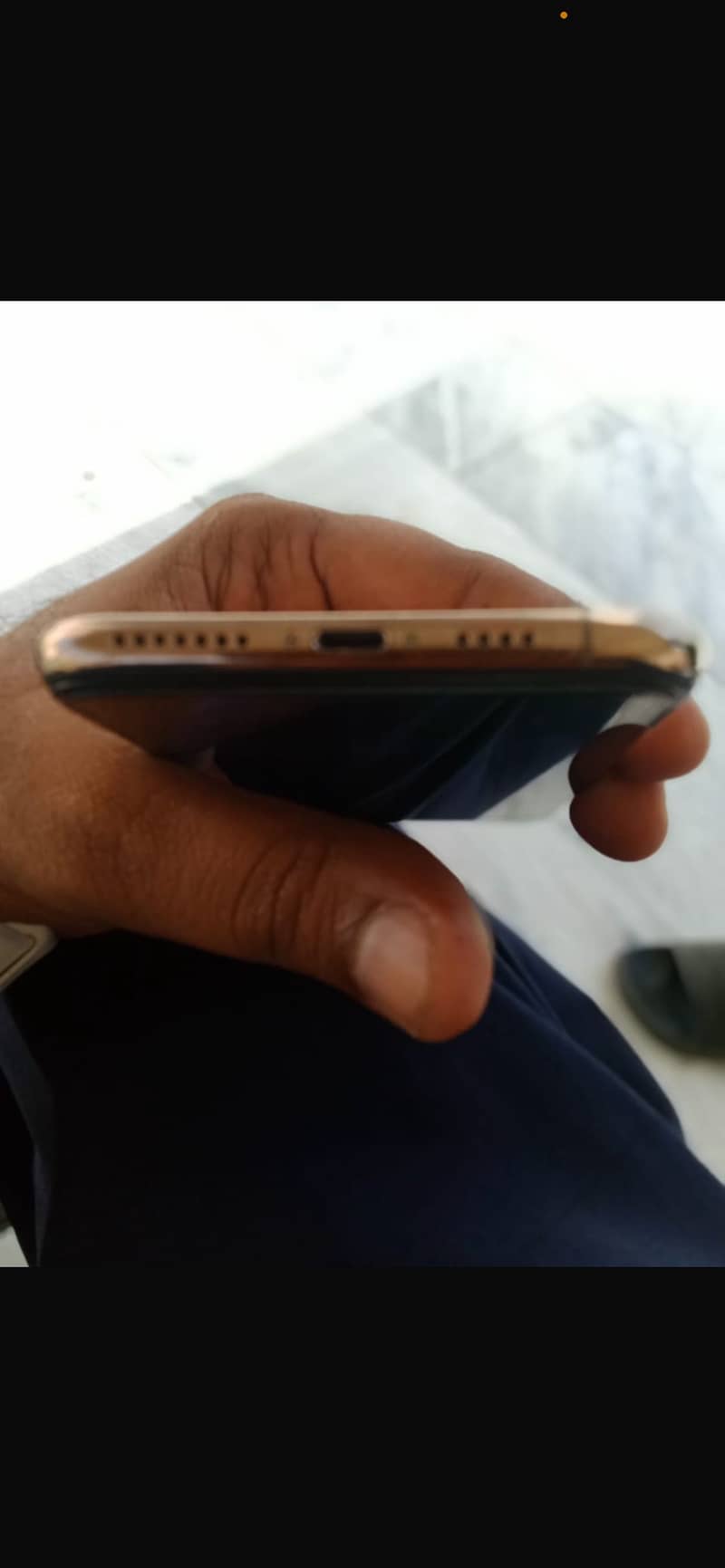 iPhone XS Max 0