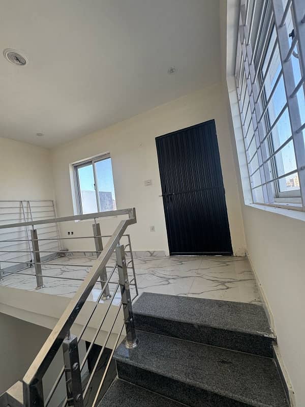 5 Marla Single Unit House For Rent 8