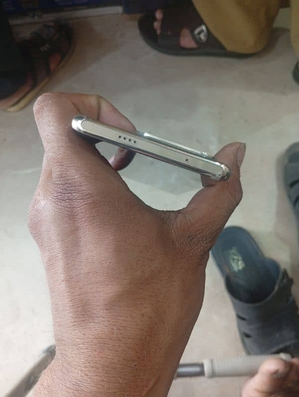 infinix zero 30 daba be sath hy 6