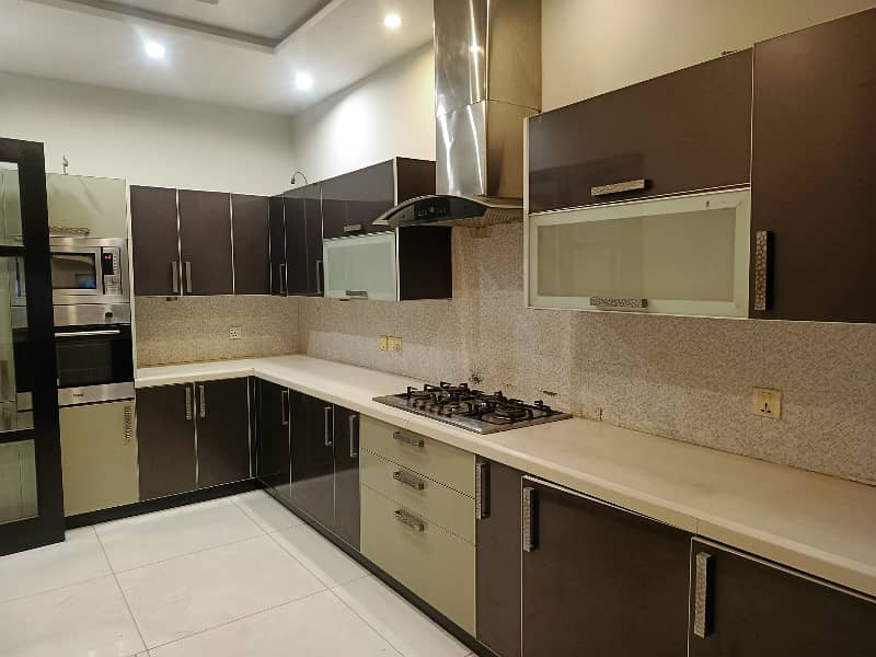 10 Marla House available on Rent Phase 5 Dha Lahore 2