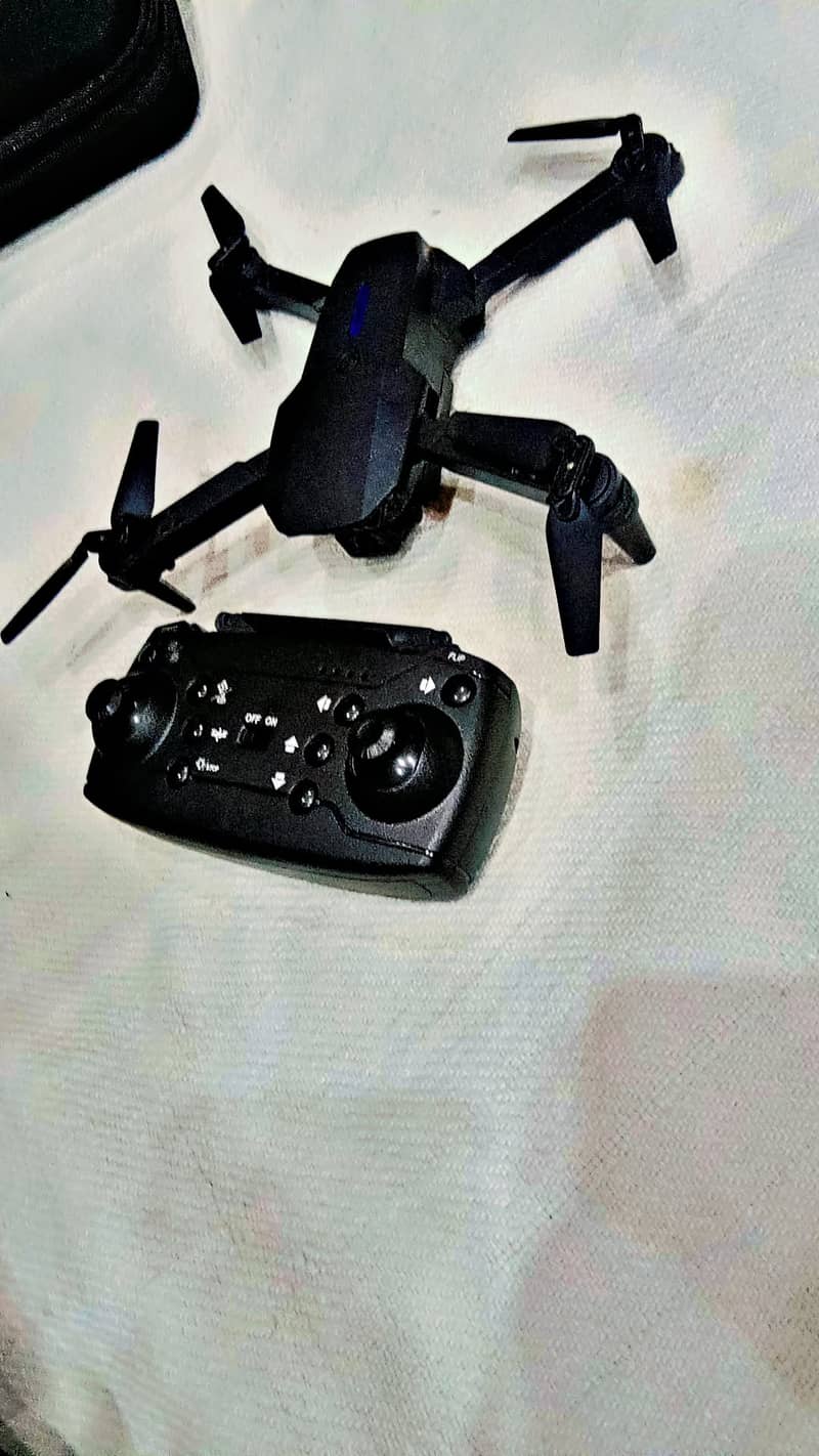 E88 pro drone 2