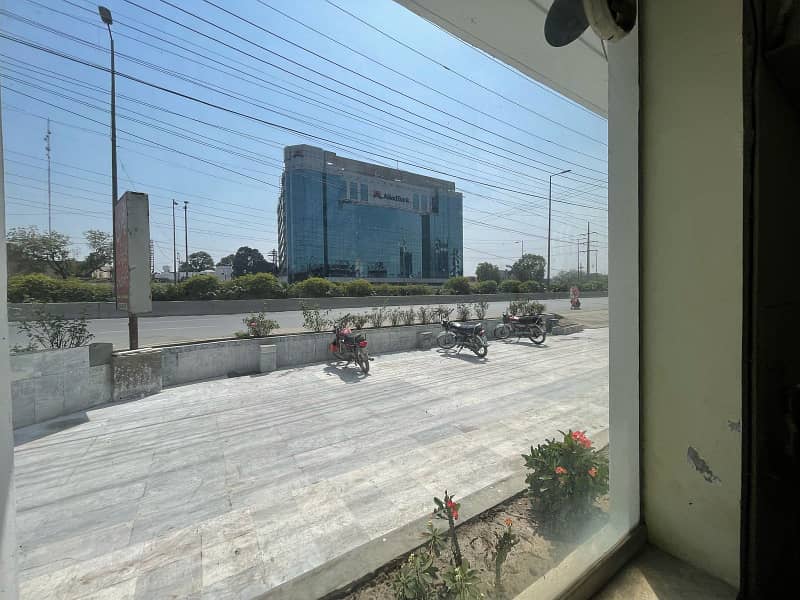 18,000 Sqft 2-Floor Independent Building for Rent at Prime Location Main Kalma Chowk, Lahore 4