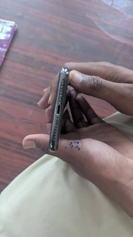 non pta 10 by 10 original panal 100 battery health 0