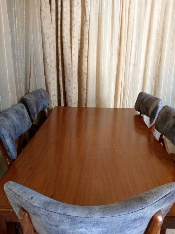 wooden dinning table 2