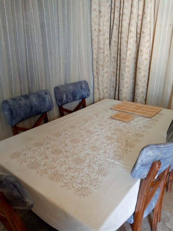 wooden dinning table 6