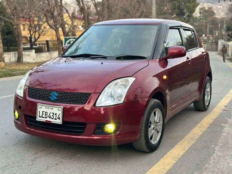 Suzuki Swift 2011 1