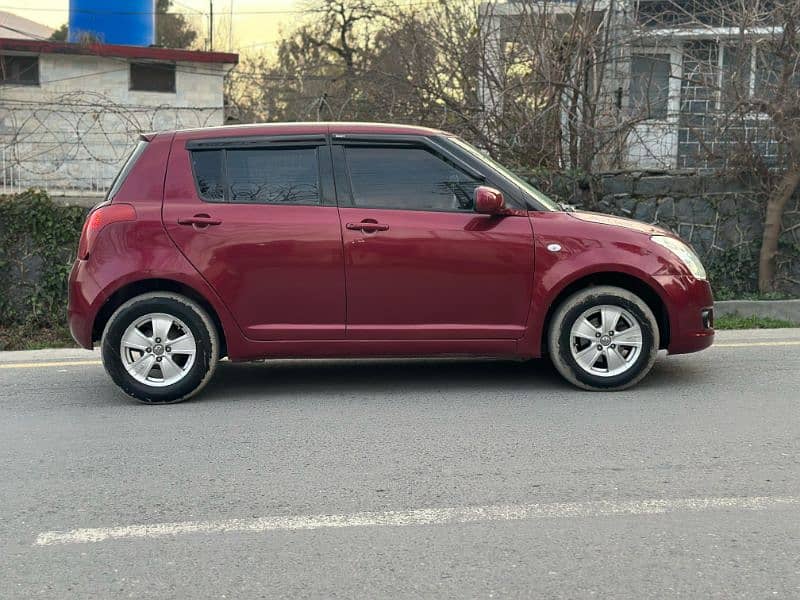 Suzuki Swift 2011 4