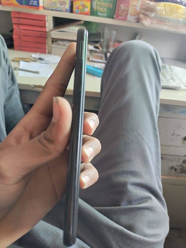 redmi note 7  ALL OKAY ONE SIM ACTIVATE 4/64 3