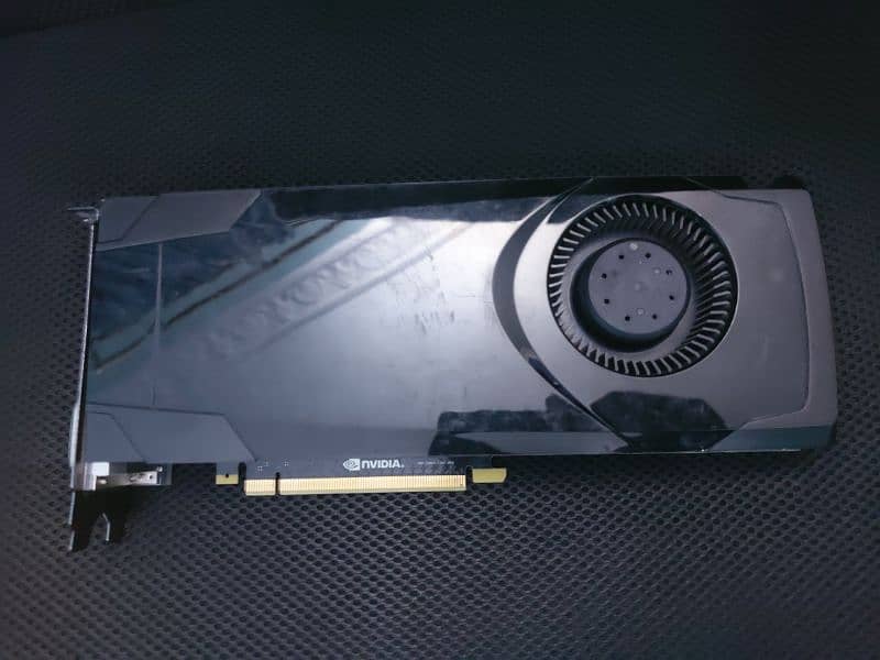 NVIDIA GTX 680 FOUNDER'S EDITION 0