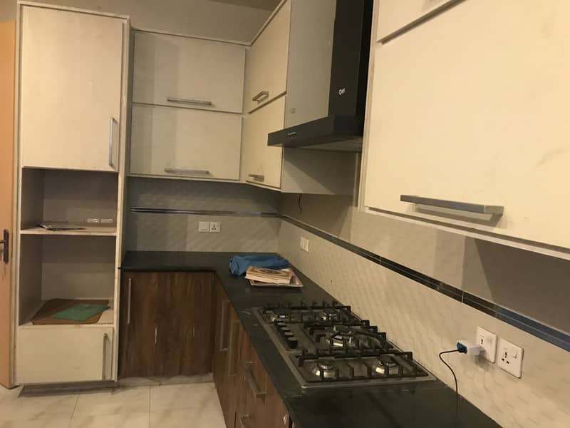Luxury 10 Marla House For Rent In Cantt Lahore Prime Location Of Cantt Lahore 4