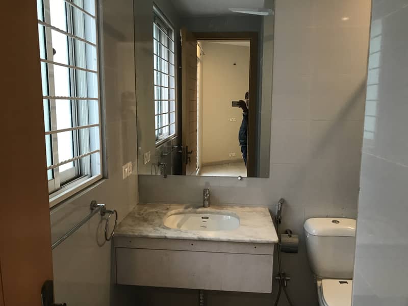 Luxury 10 Marla House For Rent In Cantt Lahore Prime Location Of Cantt Lahore 5
