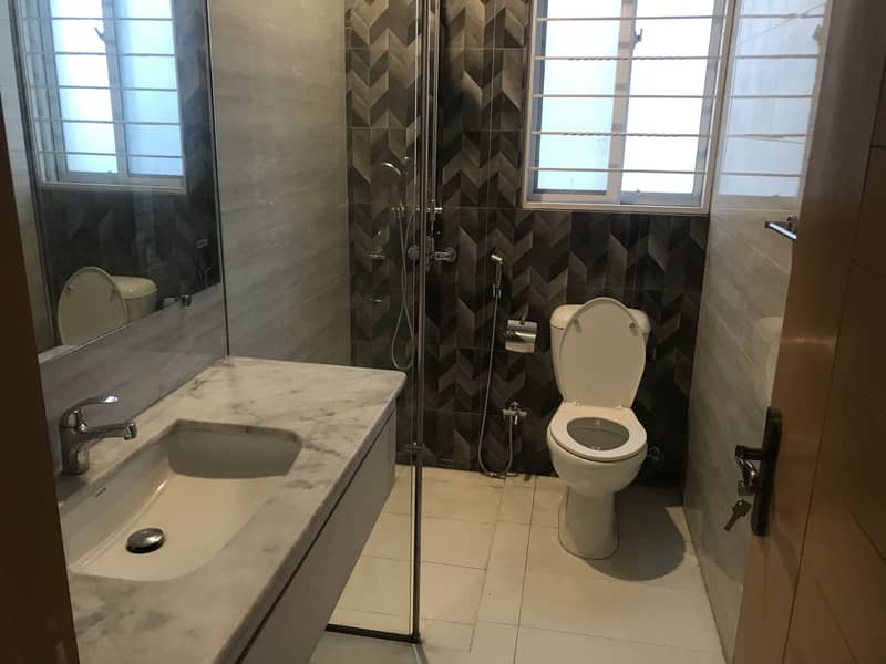 Luxury 10 Marla House For Rent In Cantt Lahore Prime Location Of Cantt Lahore 7