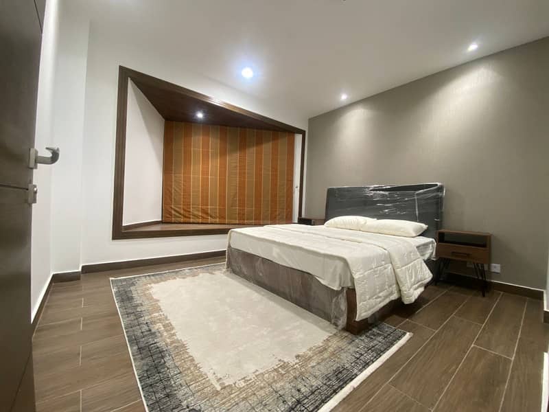 Panta Square BRAND New 4 Bedroom Luxury Furnished Apartment For Rent In Panta Square Defense Lahore (DHA) 6