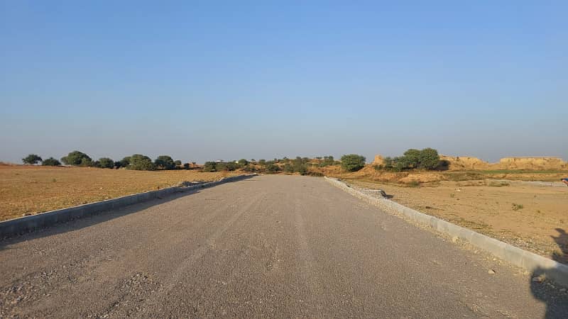 8 Marla Residential Plot | K Block | Bahria Town Phase 8 | Solid & Cutting Land | 43 Lac Only 0