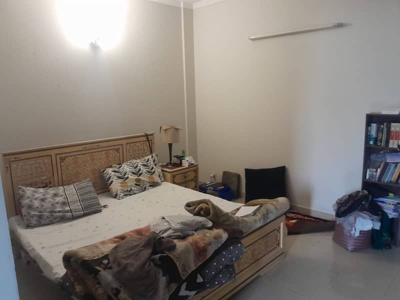 Askri 1 1st Floor Fully Renovated 3 Bedroom Apartment For For Sales In Askri 1 Cantt Lahore With Original Pictures 0