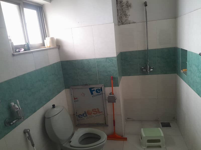 Askri 1 1st Floor Fully Renovated 3 Bedroom Apartment For For Sales In Askri 1 Cantt Lahore With Original Pictures 5