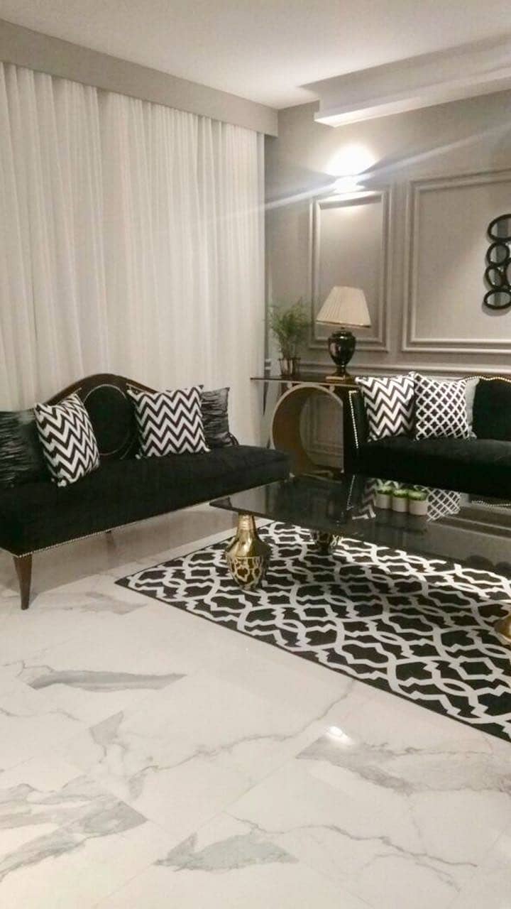 Luxury And Beautiful Prime Location Full Furnished Apartment For Rent In Main Gulberg Lahore Drowning Dining Room Kitchen Tv Lounge Servant Quarter Car Parking With Swimming Pool And Gym 24 Hours Security And Electricity Back Up 20