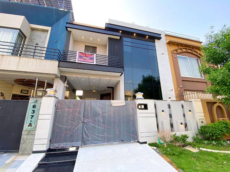Luxury 5 Marla Brand New House for Sale in DHA 9 Town A Block 1