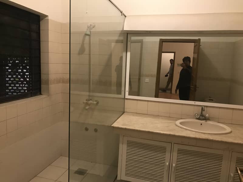 1 Kanal Beautiful House For Rent In Cantt Lahore Prime Location Of Cantt 2