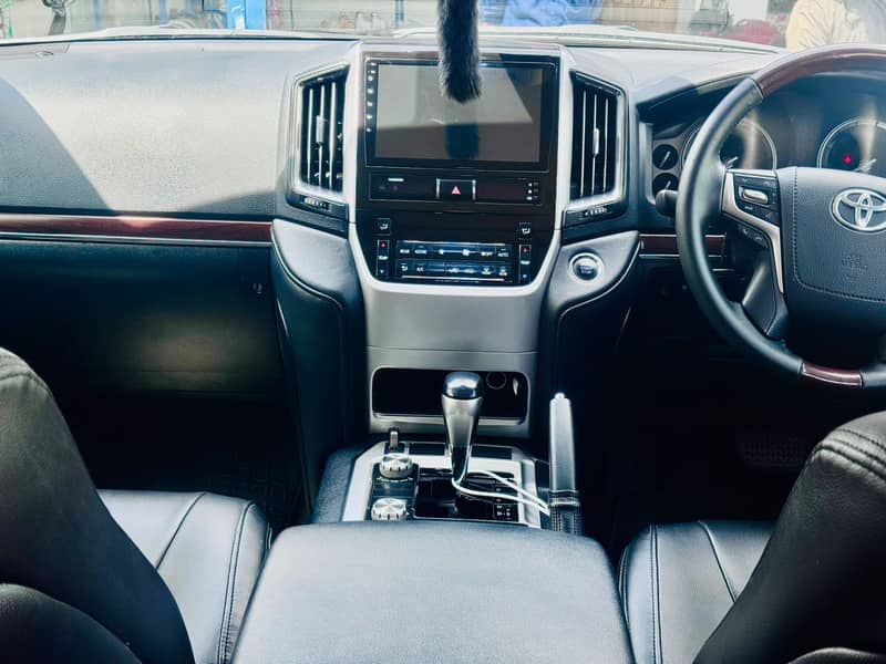 Toyota Land Cruiser AX G Selection 2008 11