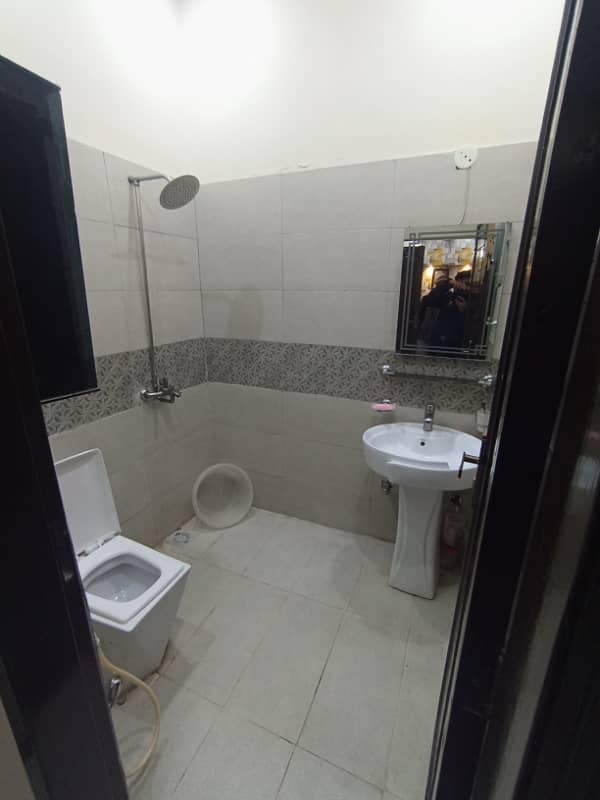 5 Marla upper portion available for rent fully furnished 2
