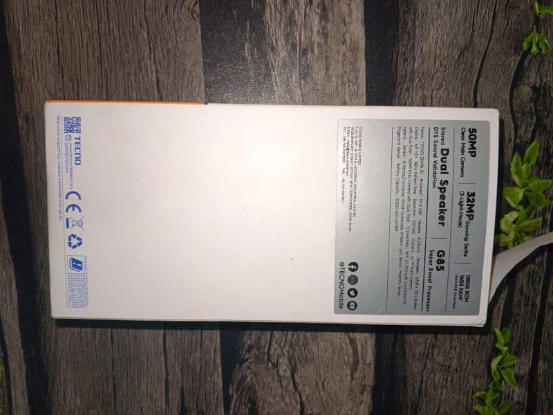 Tecno spark 20 10