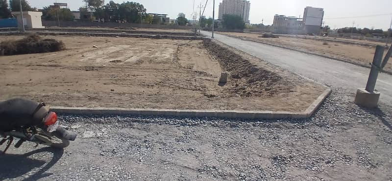 120 Sq Yard Corner Plot VIP Location For Sale In AL MEHRAN CHS 6