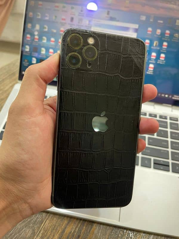 iphone 11 pro max 512gb pta 1