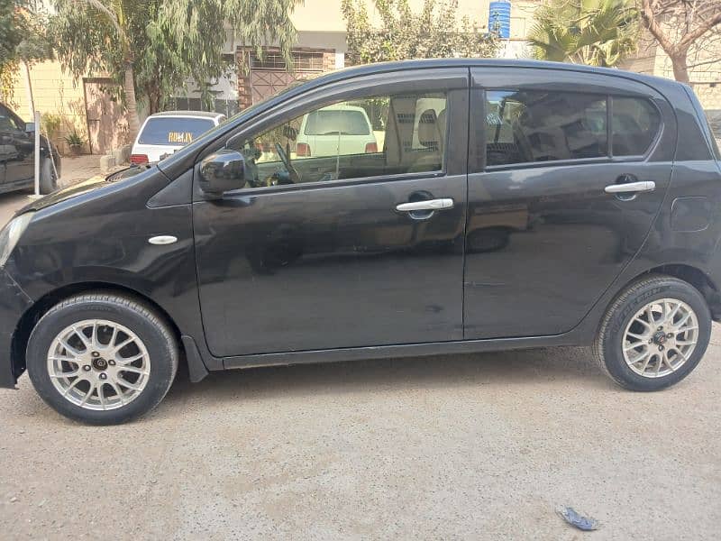 Daihatsu Mira 2013 2