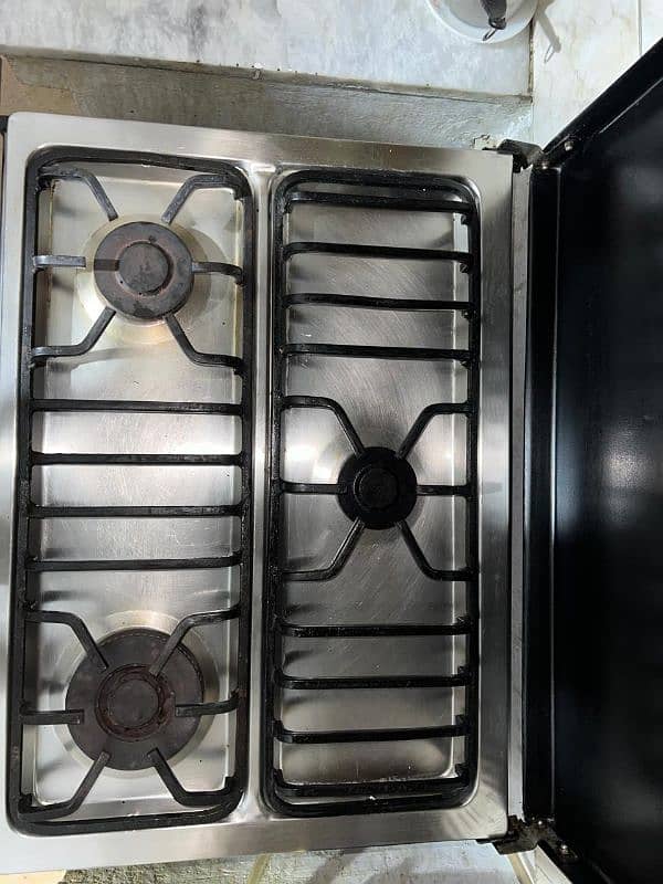 Cooking Range in Excellent Condition 2