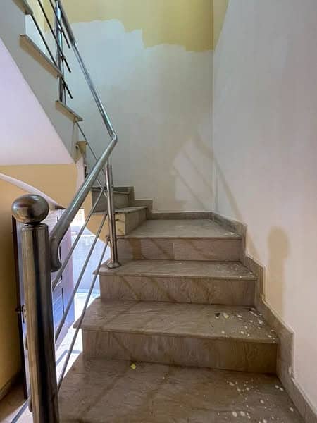 10 Marla Upper Portion Is For Rent In Wapda Town Block F2. 0