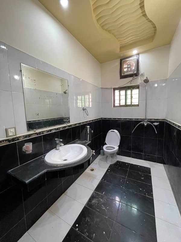 10 Marla Upper Portion Is For Rent In Wapda Town Block F2. 3