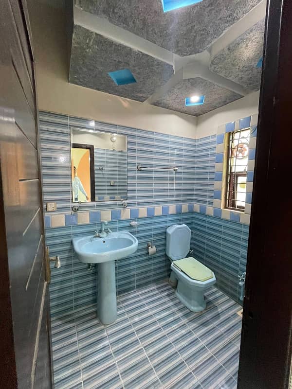 10 Marla Upper Portion Is For Rent In Wapda Town Block F2. 4
