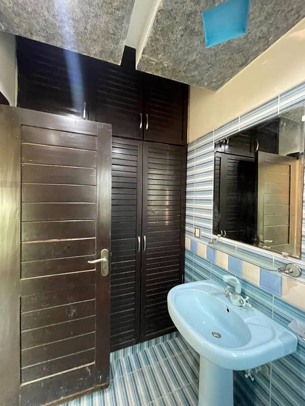 10 Marla Upper Portion Is For Rent In Wapda Town Block F2. 7