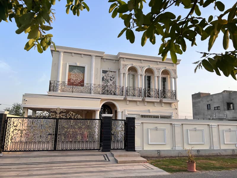1 Kanal Lavish Upper Portion On Top Location For Rent in DHA Phase 7 Lahore 0