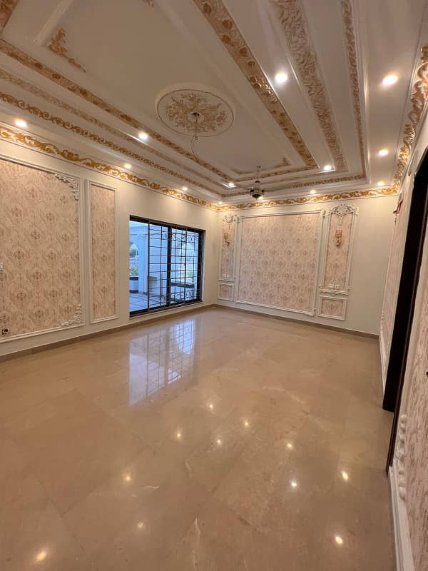 1 Kanal Lavish Upper Portion On Top Location For Rent in DHA Phase 7 Lahore 10