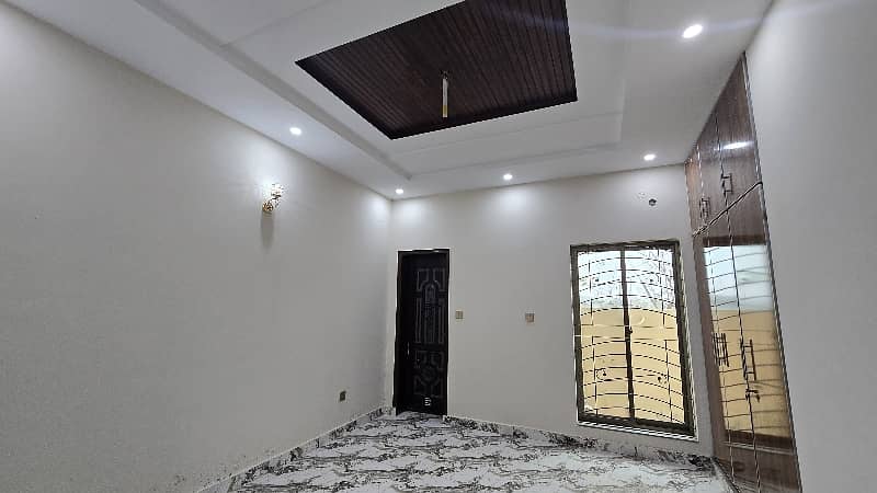 8 Marla Brand New Facing Park House Available For Sale In Bahria Nasheman Lahore 6