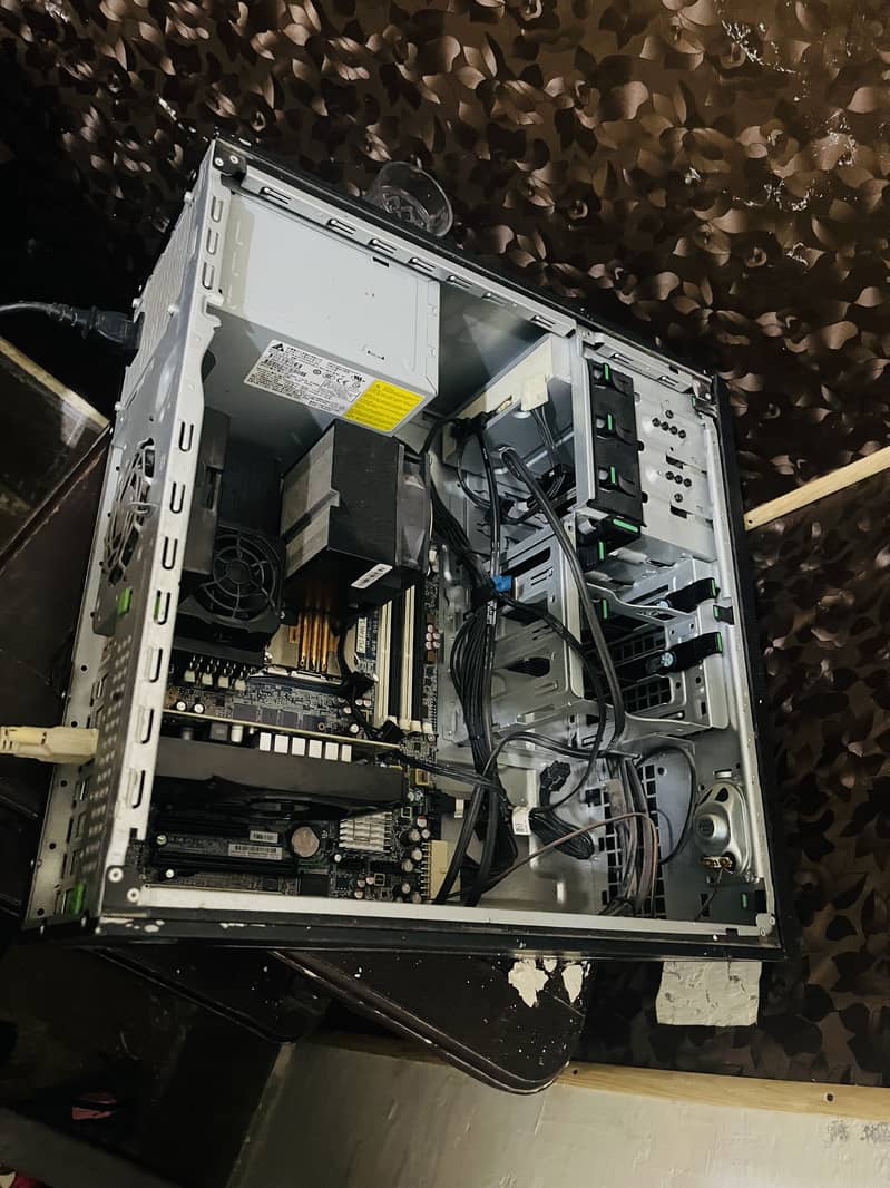 Gaming PC with 2 GB GTX 750 TI | Z420 Xeion(R) + 128 SSD + 8 RAM 1