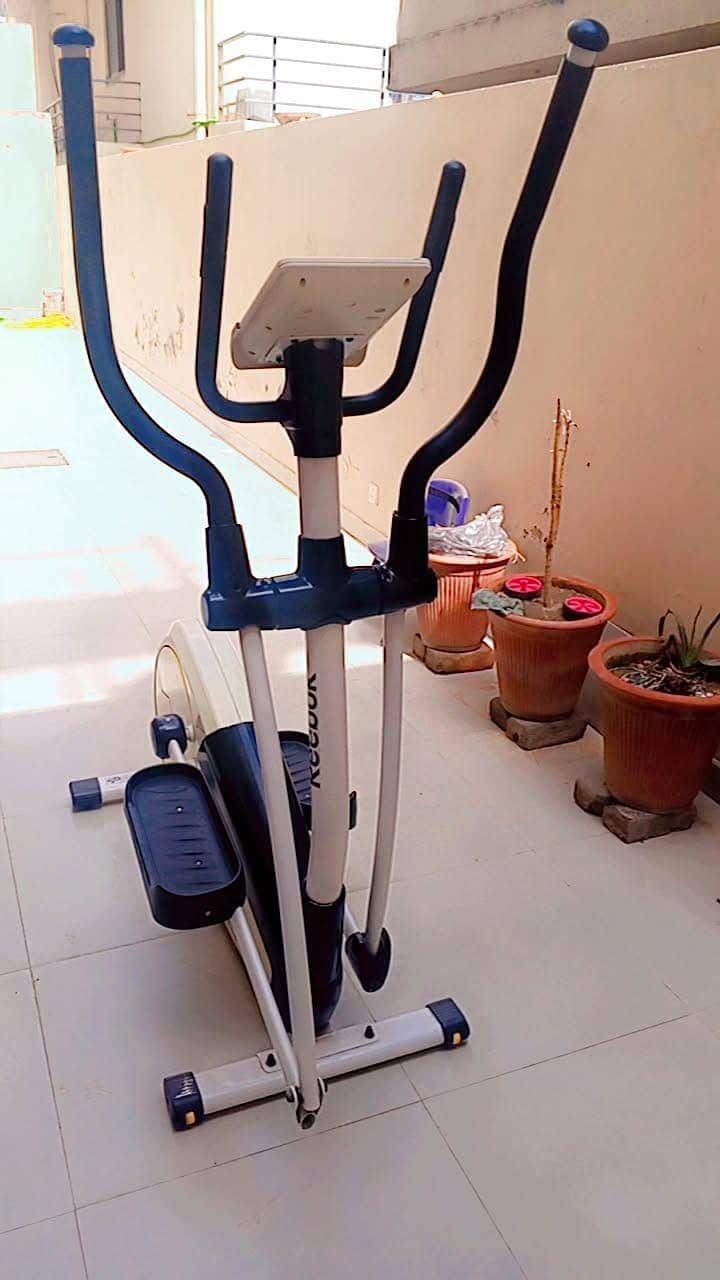 Reebok ZR7 Elliptical Cross Trainer Excellent Condition 2