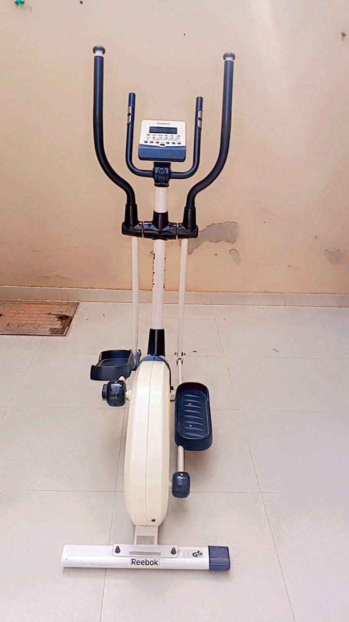 Reebok ZR7 Elliptical Cross Trainer Excellent Condition 4