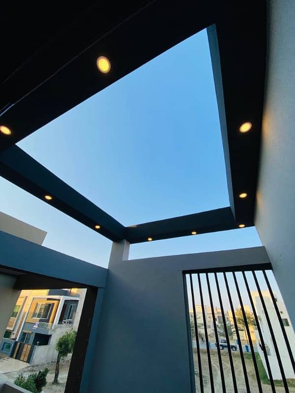 5 Marla Luxury House Available For Sale Bahria Nasheman Lahore (Just 1 Year Use) 8