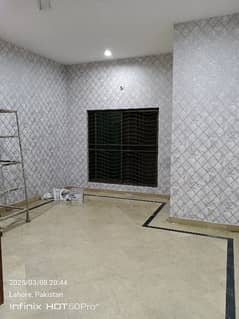 01 KANAL UPPER PORTION SEPARATE GATE RENOVATED FOR RENT IN JOHAR TOWN LAHORE