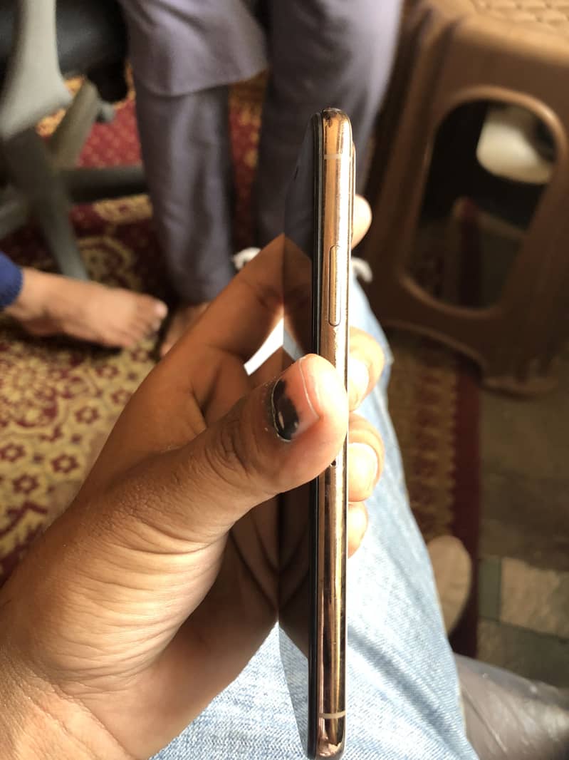 I phone xs 256Gb 3